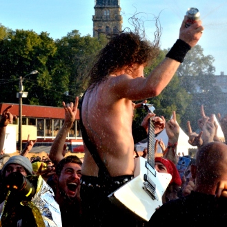 Airbourne - Pic by Vicky Chleide